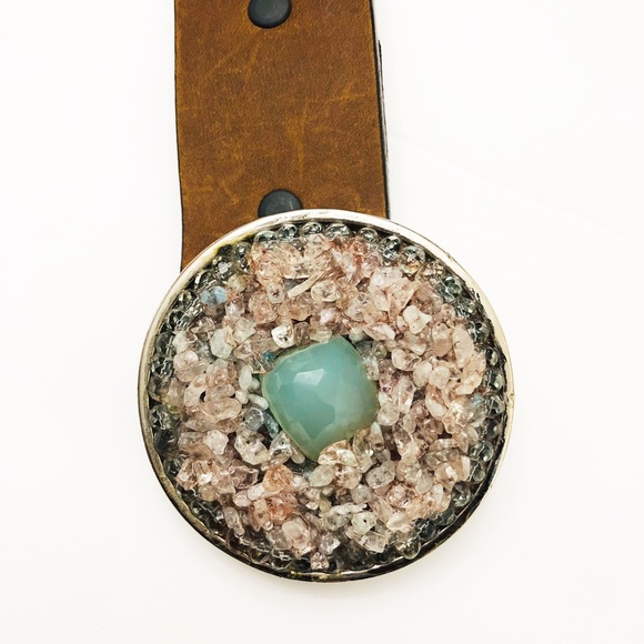 Justin Medallion Crystal Brown Cowhide Belt Sz 30 - Picture 4 of 8